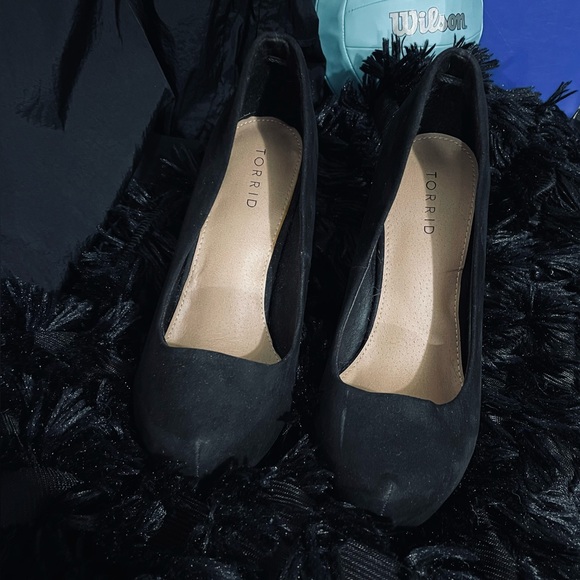 SOLD - Picture 2 of 3